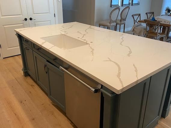 Marble countertop and backsplash installation Las Vegas by Gurrola Tile